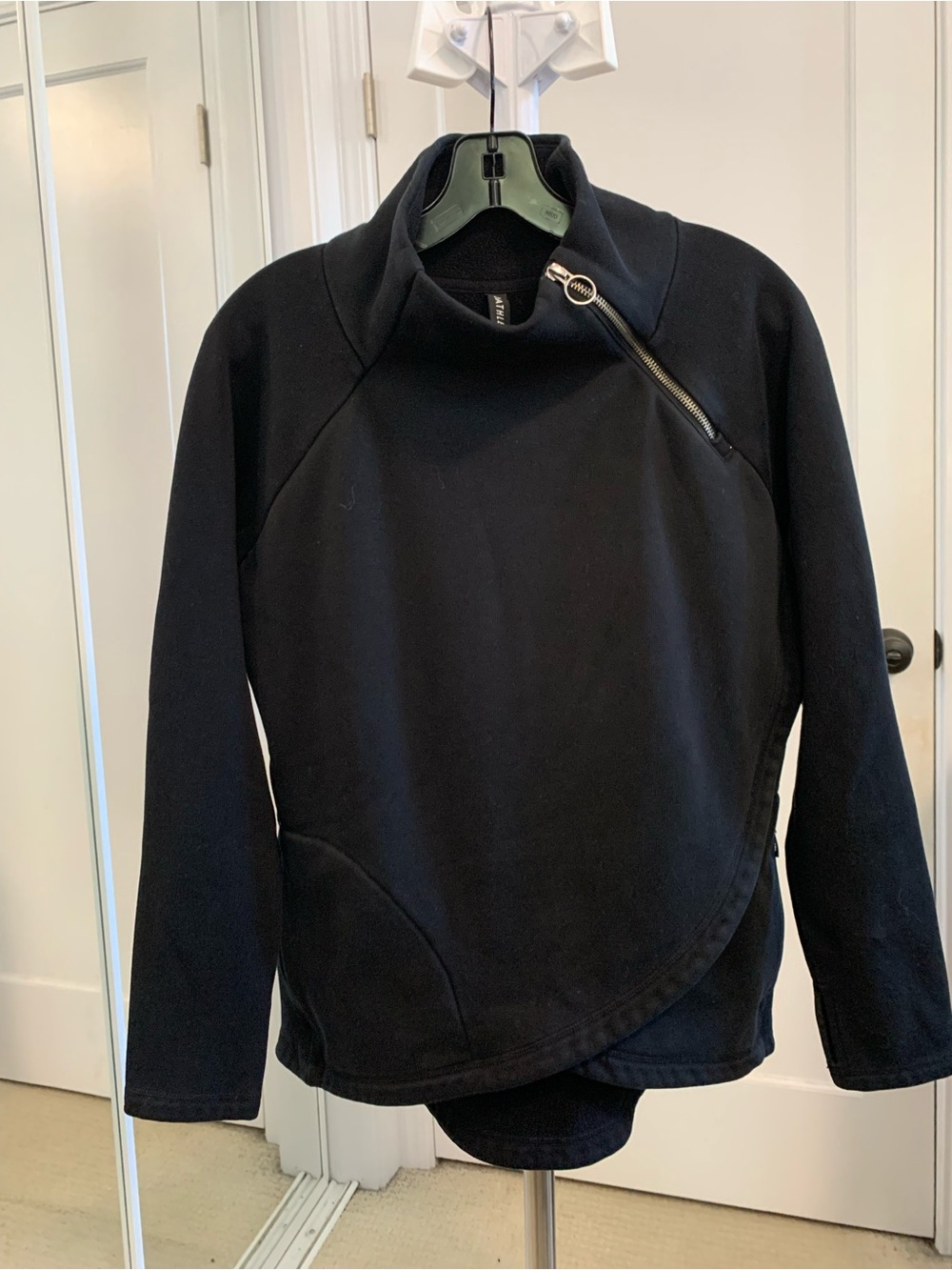 Athleta Women’s Black Asymmetrical Zip Karma Pullover - small